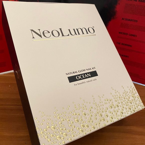 Natural Glow Nail Kit - Picture 1 of 2